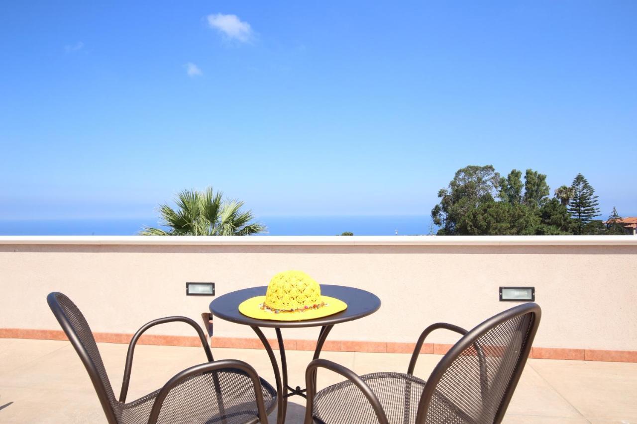 B&B Villa Orchidea Ricadi Bagian luar foto