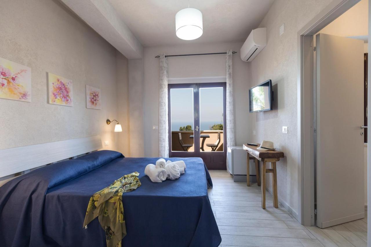 B&B Villa Orchidea Ricadi Bagian luar foto