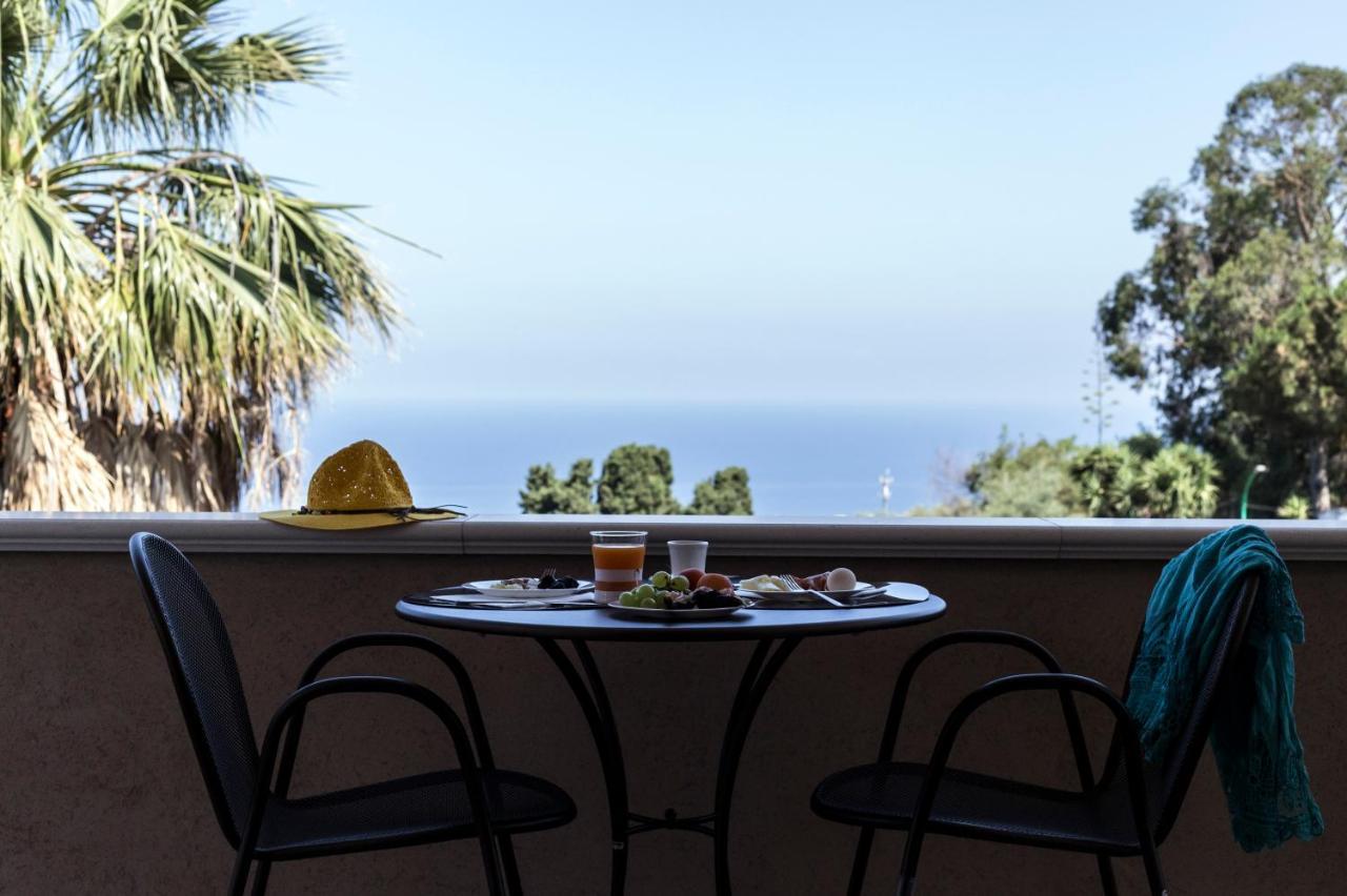 B&B Villa Orchidea Ricadi Bagian luar foto