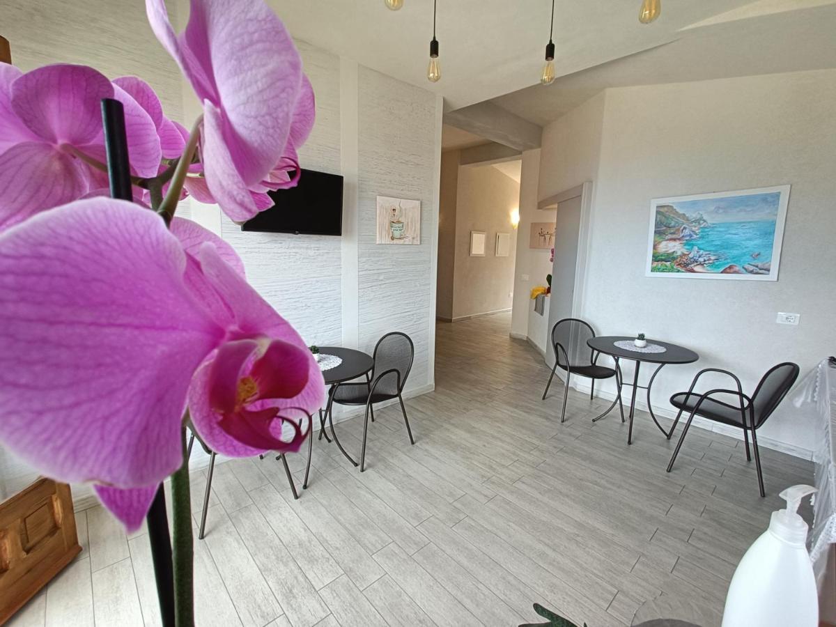 B&B Villa Orchidea Ricadi Bagian luar foto